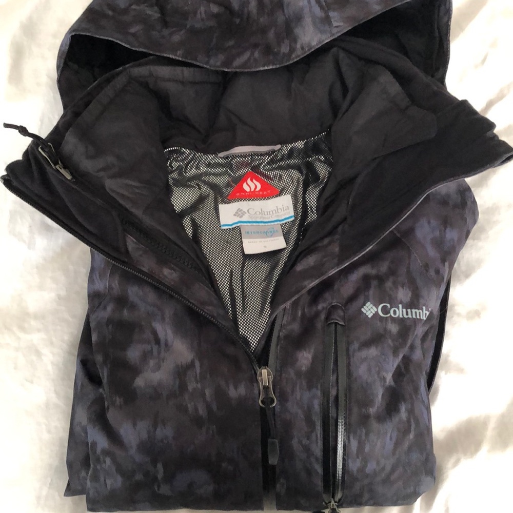 Columbia ski jacket
